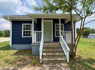 143 Bowers St, Wellford, SC 29385