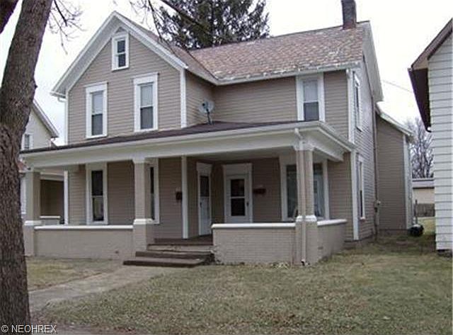 2nd image of 723 N Tuscarawas Ave