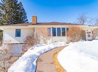 809 N 40th Ave E, Duluth, MN 55804