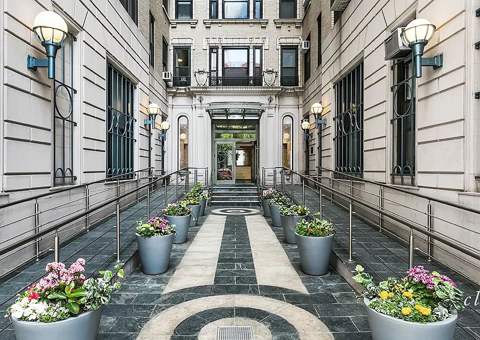 1st image of 219 W 81st St APT 4H