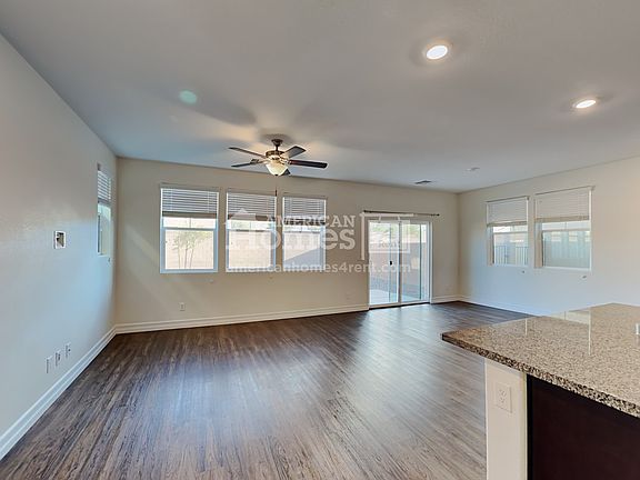 3rd image of 937 Nero Ave