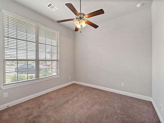 3rd image of 15406 Falkirk Green Dr