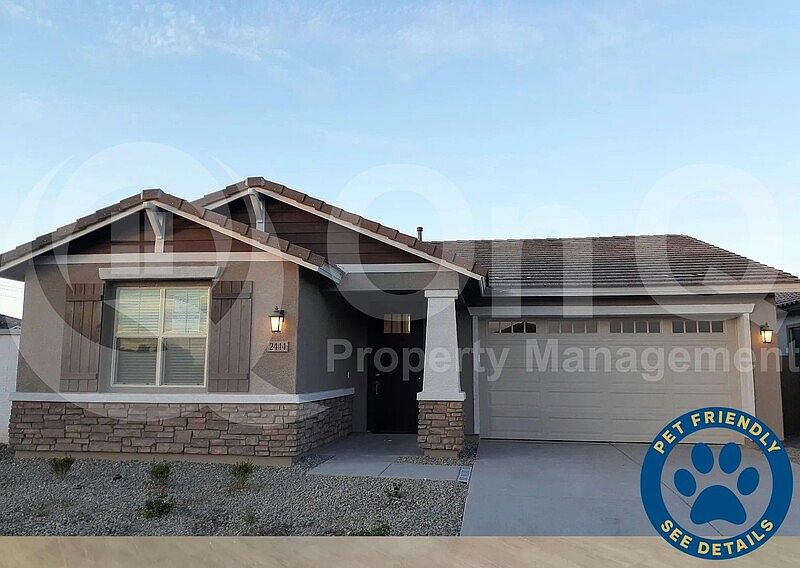 1st image of 2444 E Kingbird Dr