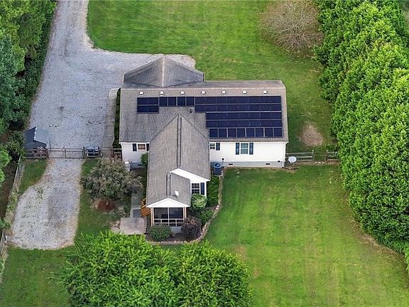 5th image of 3217 W Gibbs Rd