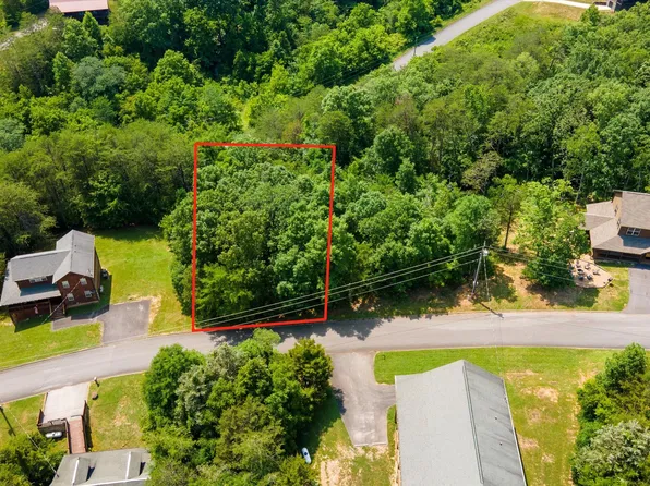 Oakmont Dr, Sevierville, TN 37876