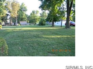 110 Brown St, Brighton, IL 62012