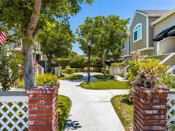 1112 E Almond Ave #4, Orange, CA 92866
