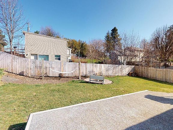 4th image of 1300 NE McGee St