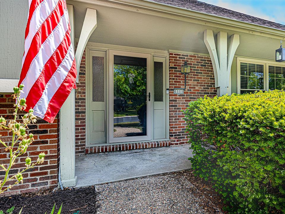 1111 Hulen Dr, Columbia, MO 65203 Zillow