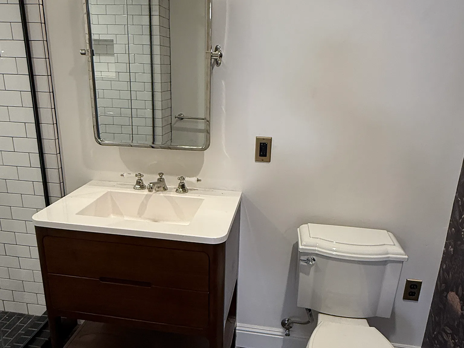 1 bed, 570 sqft, $2,900 — Photo 3