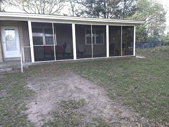 2nd image of 5761 Main St