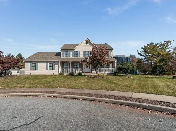 113 Turnberry Ct, Bath, PA 18014