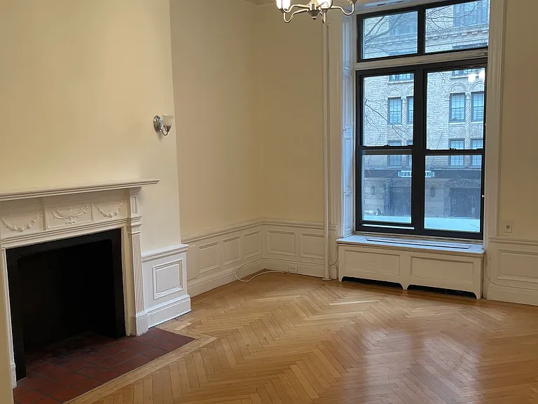 16 W 86th St #2A — Photo 3
