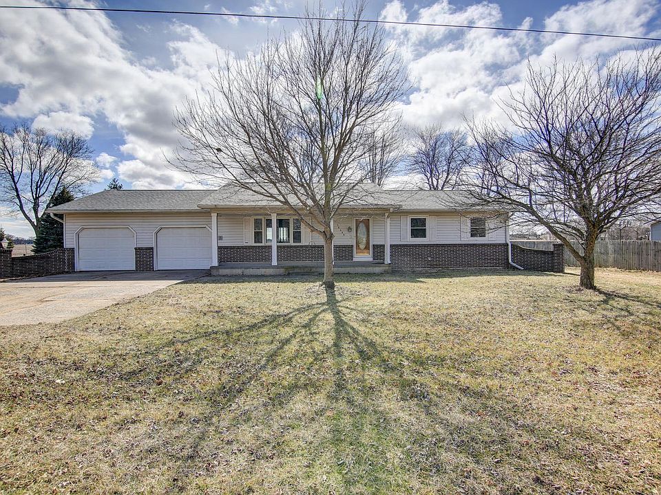 1st image of 28649 Woodside Dr