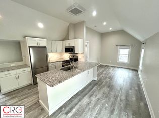 32 Jefferson St #1, Cambridge, MA 02141