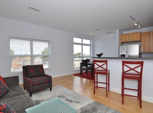 1920 N Farwell Ave APT 400, Milwaukee, WI 53202