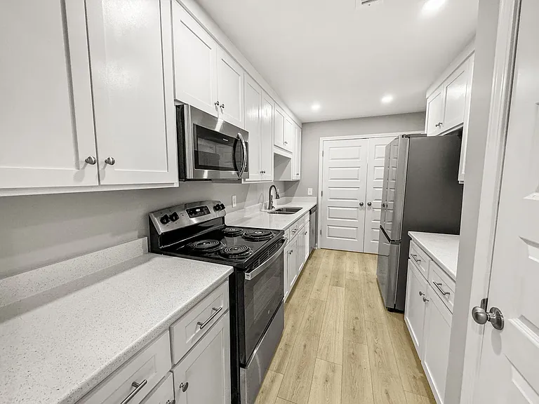 Experience comfortable and stylish living at Westridge Village Apartments — Photo 5