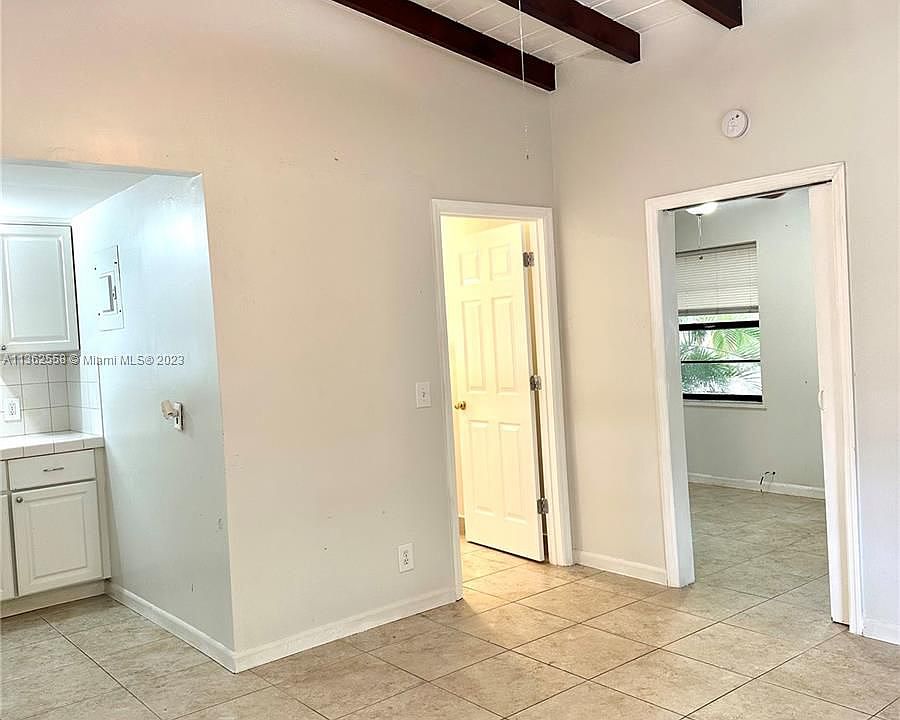 1st image of 1701 SW 25th St APT 1