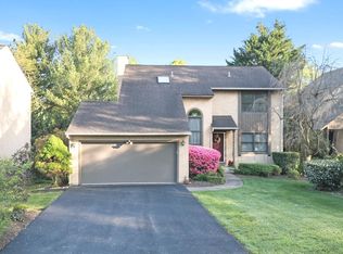 9 Donegal Ct, Newark, DE 19711