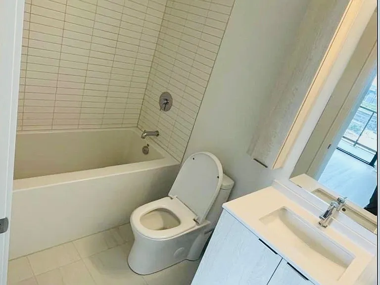 86 Dundas St E #1301 — Photo 14