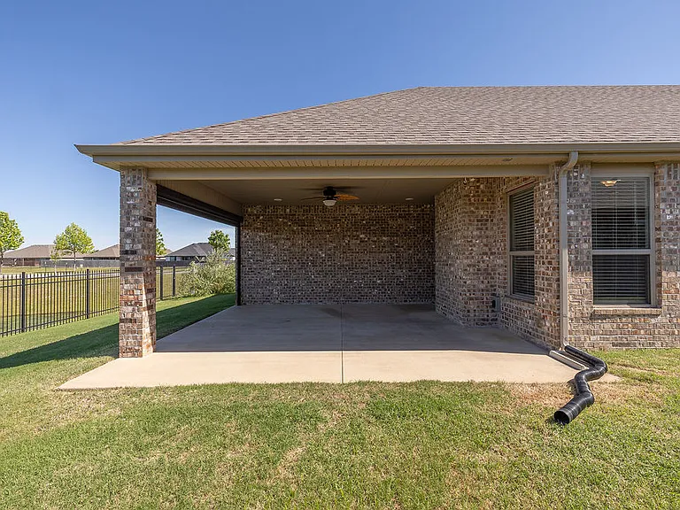 55 S Benchmark Ln — Photo 24