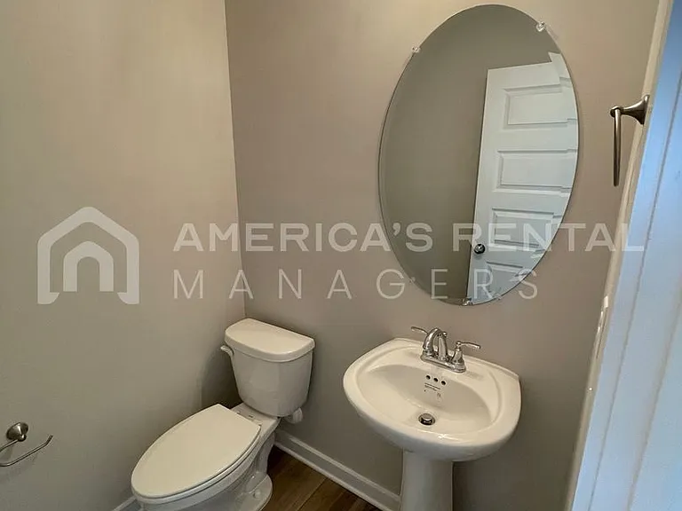 2141 Ellsworth Loop Rd — Photo 9