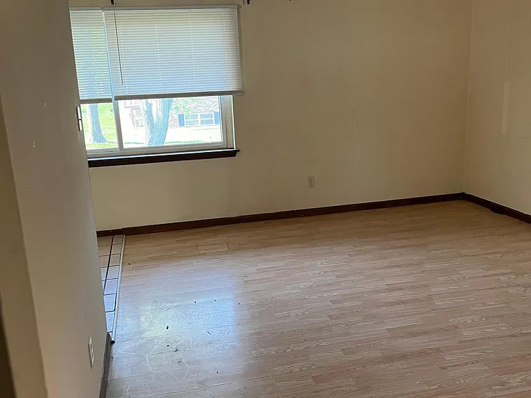 101 Sanders Ct #4 — Photo 7