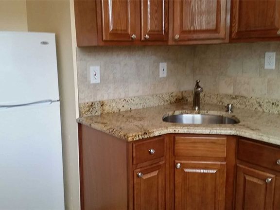 3rd image of 97 Shields Ave