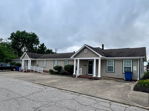 721 N 7th St, Vincennes, IN 47591