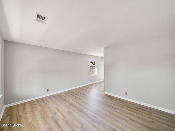4th image of 6013 Loretta St