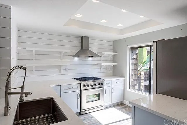 21 Sea Island Dr — Photo 3