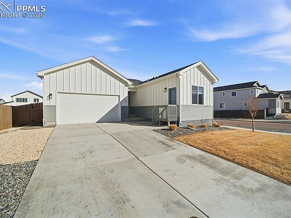2nd image of 411 Indian Grass St