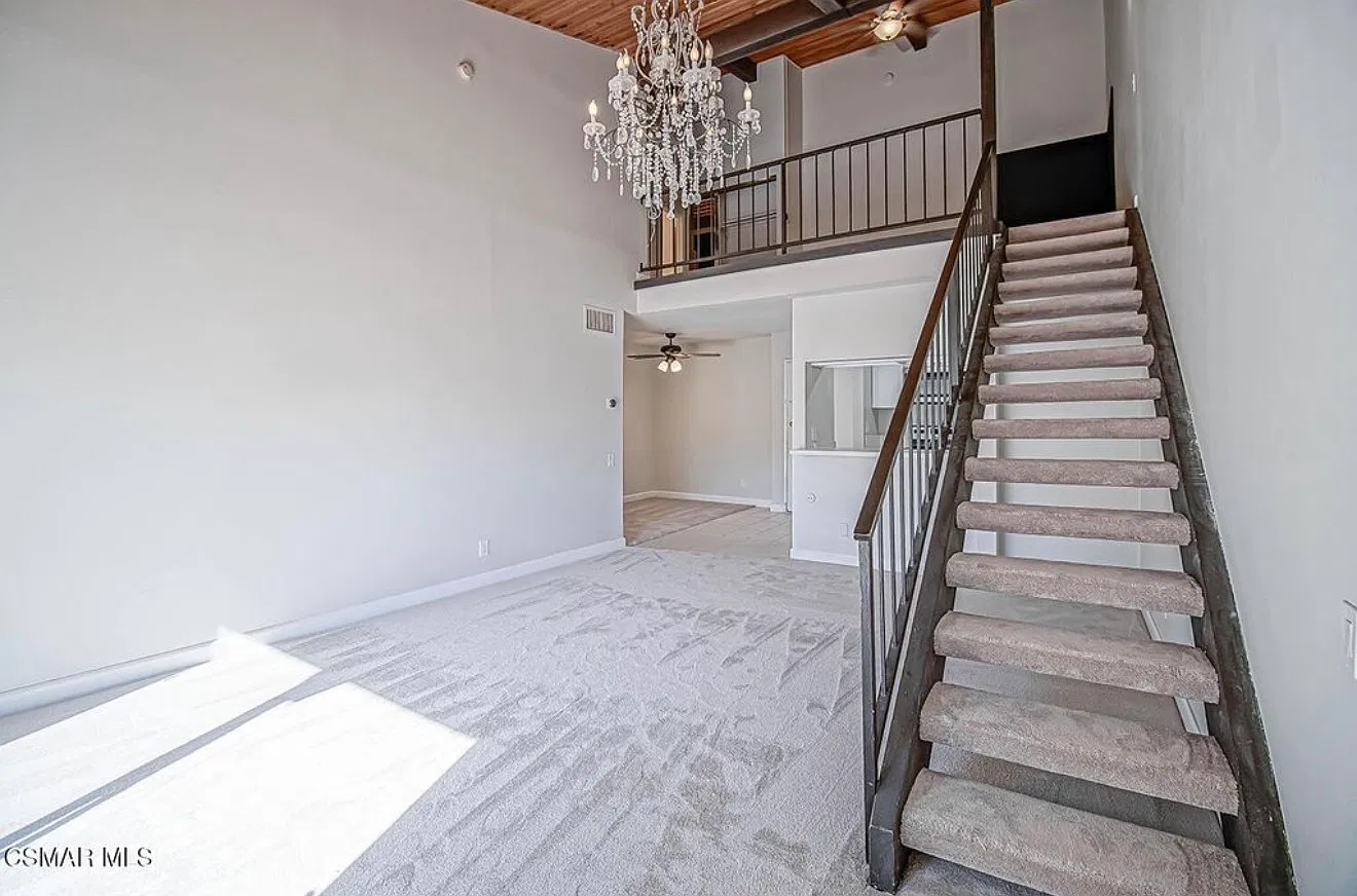 2 bed, 1009 sqft, $2,950 — Photo 3