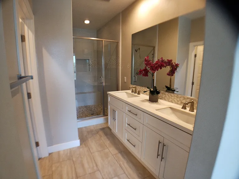 139 W Live Oak Ave #D — Photo 21