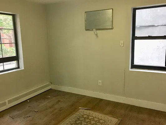 Rented by Lofts and Flats LLC | media 25