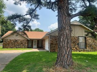 2608 S 27th St, Muskogee, OK 74401