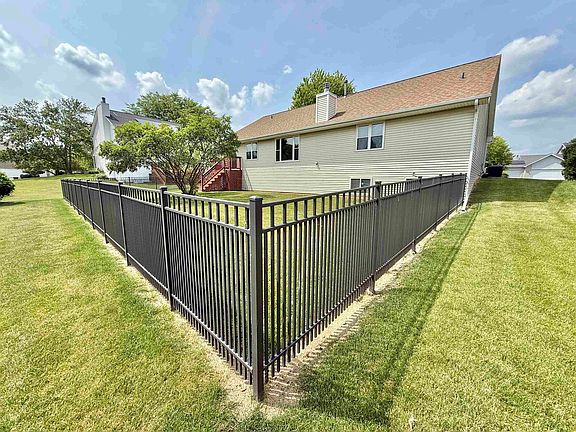 4th image of 6949 Hedge Cliff Ct