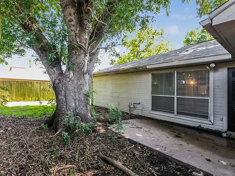 15306 Evergreen Place Dr — Photo 15