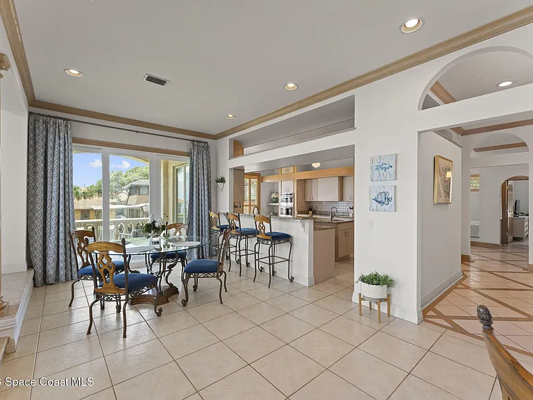 3553 Washington Ave S #7 — Photo 95