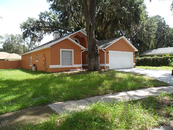 2nd image of 2771 Theresa Dr