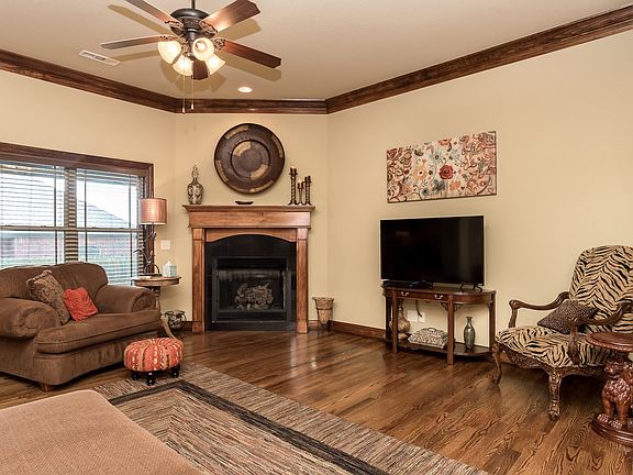2nd image of 5602 W Murfield Dr