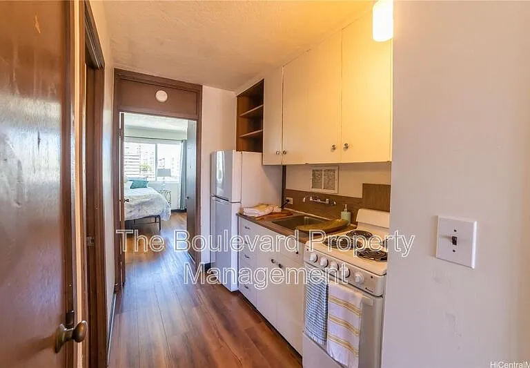 1710 Makiki St #602-AV0048 — Photo 8