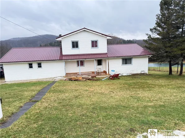 2415 Maple Avenue Ext, Franklinville, NY 14737