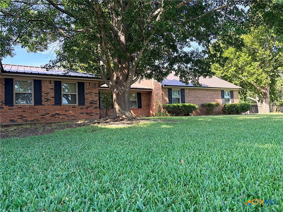 1st image of 211 County Road 128