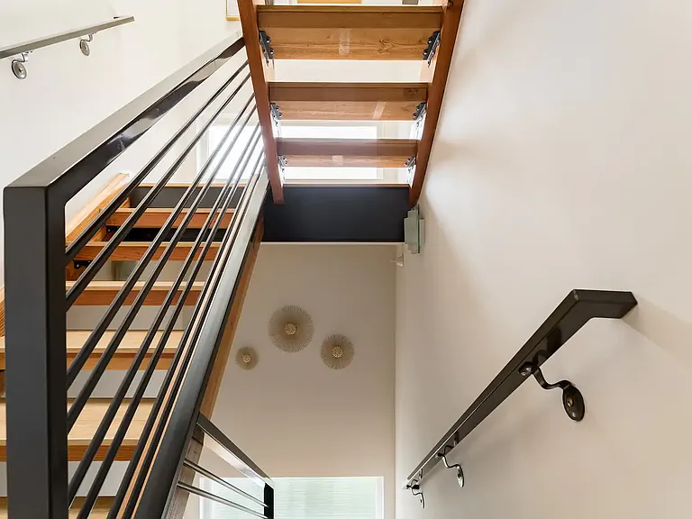 411 Summit Ave E #A — Photo 47