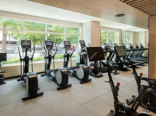 20 River Terrace image 22 of 24