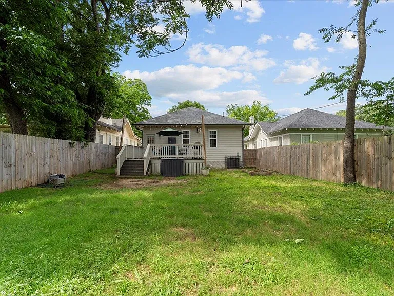 1205 Forrest Ave — Photo 18