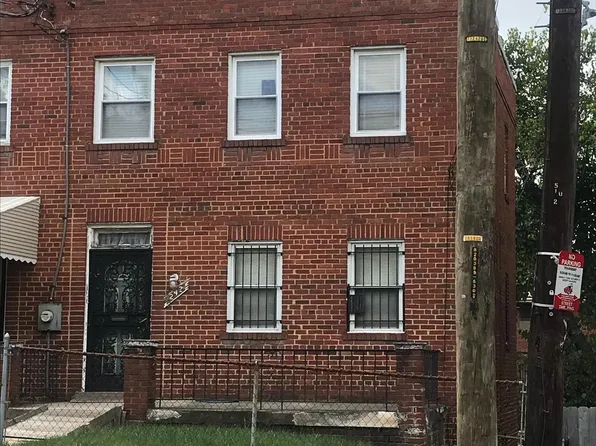 242 Division Ave NE, Washington, DC 20019
