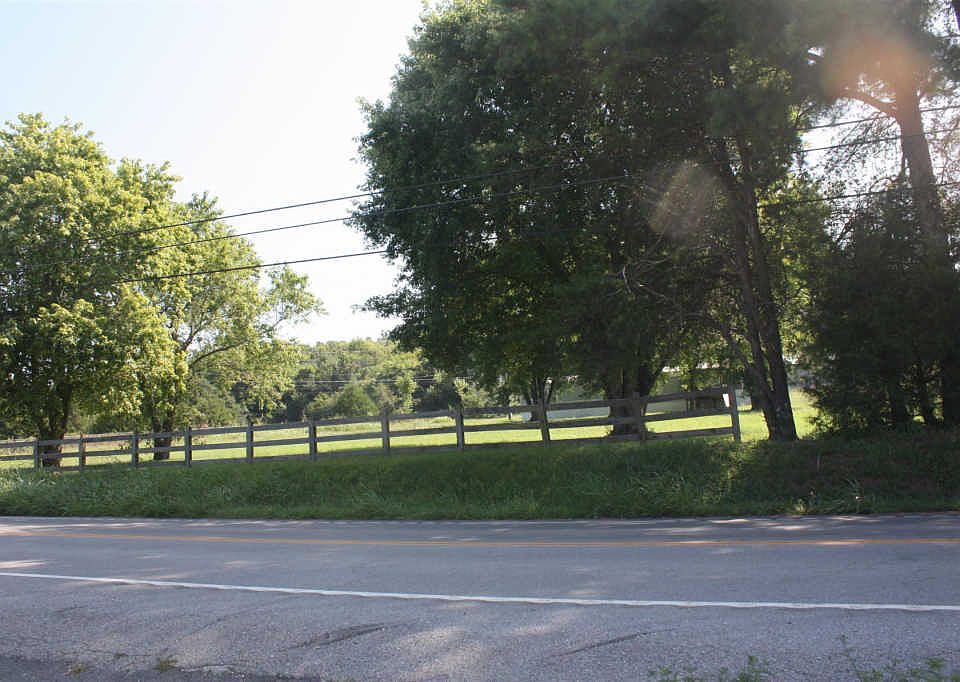 1st image of 2135 Culleoka Hwy