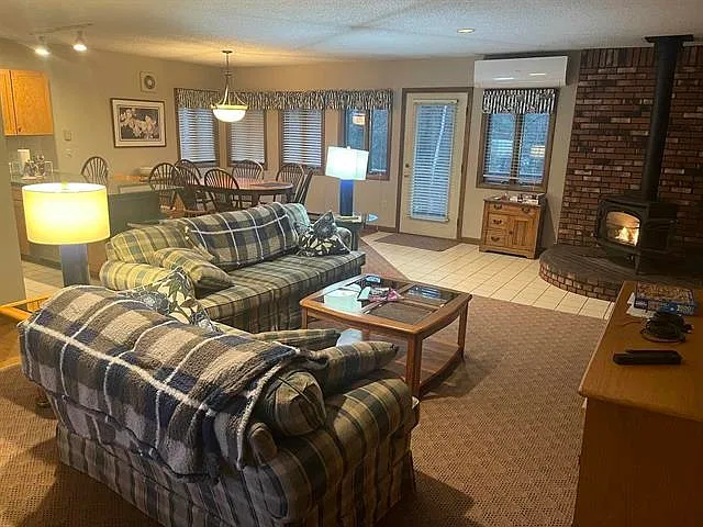 Rocky River Resort — Photo 2